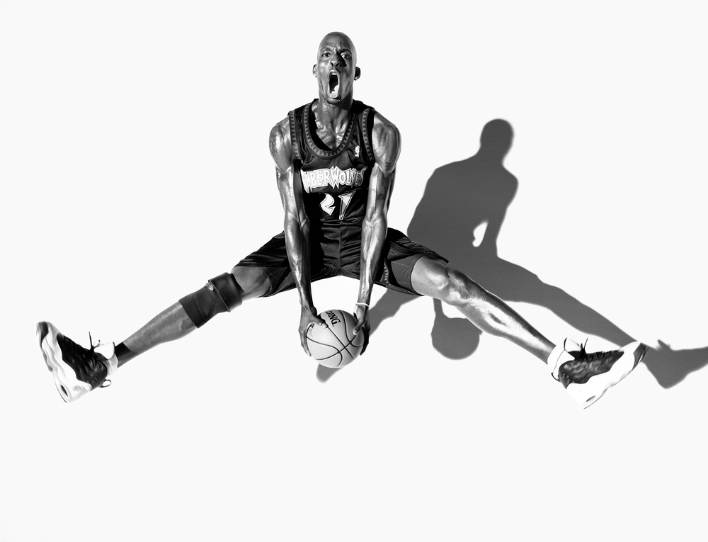 Walter Iooss Jr. - Makersplace v2 - Kevin Garnett, Minneapolis, MN 1999 - NFT # 60070